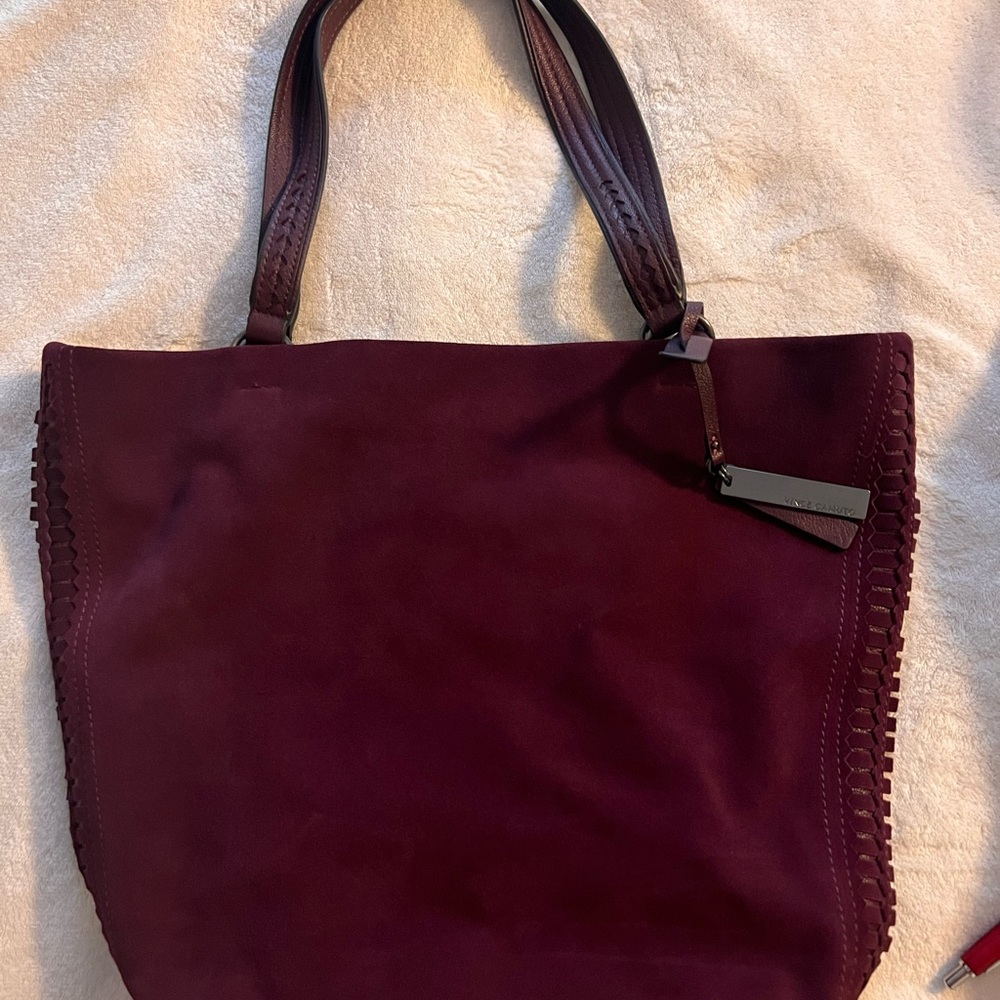 NWOT Vince Camuto Pebble/Suede Tote!